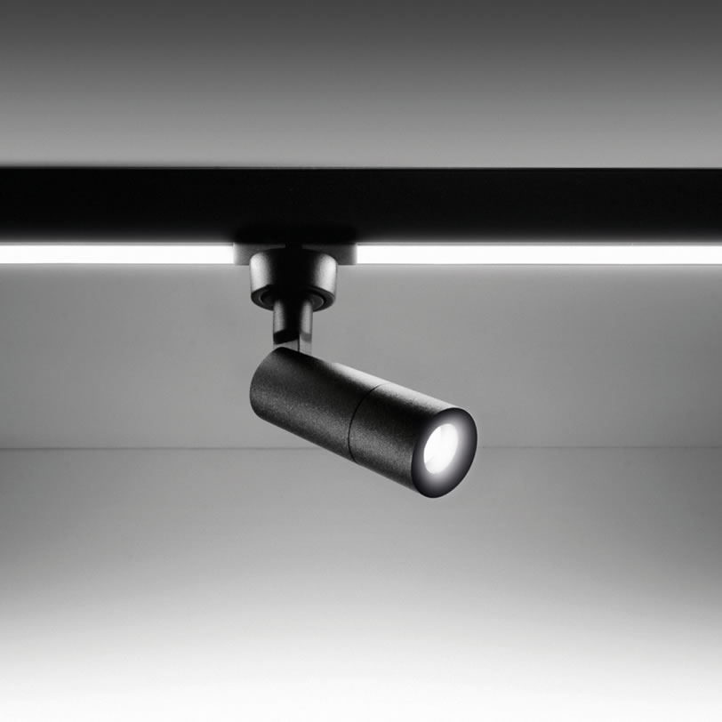 IP System® Linear lighting plug-in, de Simes, ganador del premio al producto innovador en interihotel BCN23